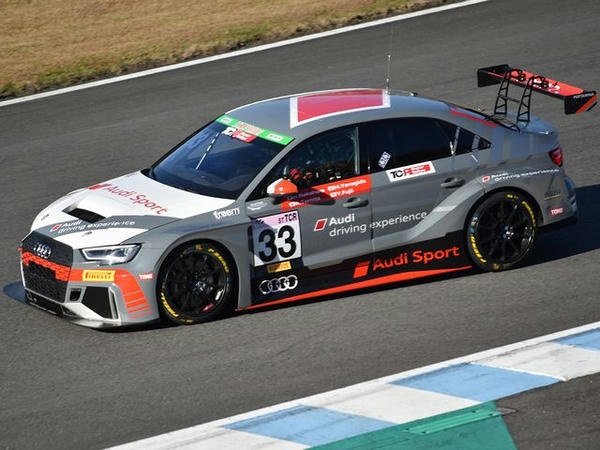 No.33 Audi RS 3 LMS