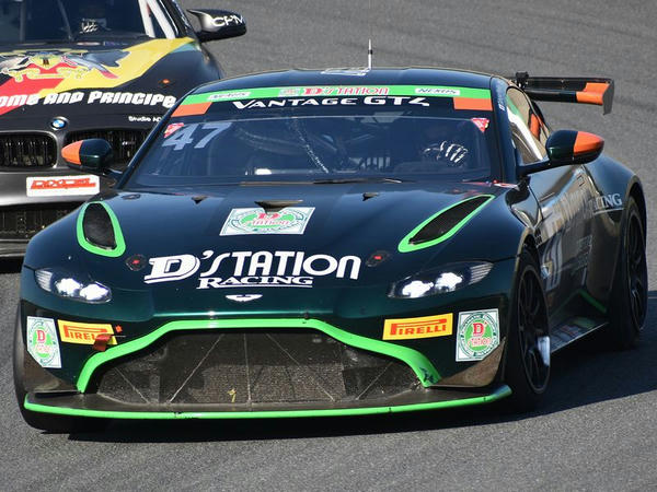 No.47 D'station Vantage GT4