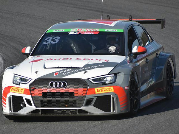 No.33 Audi RS 3 LMS
