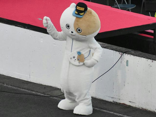 表彰式を待つえすたいすぱーく