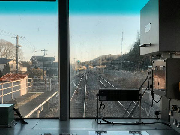 大金駅停車中