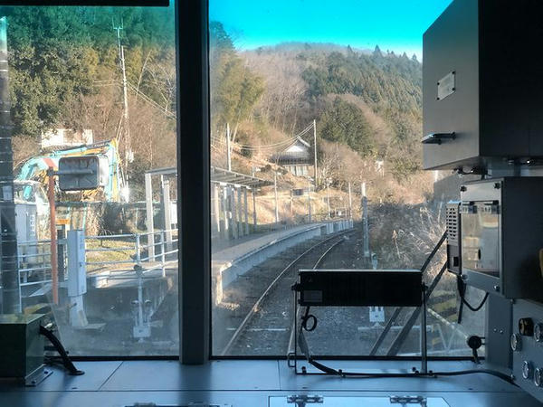 滝駅停車