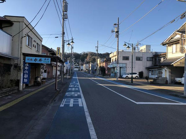 烏山駅前