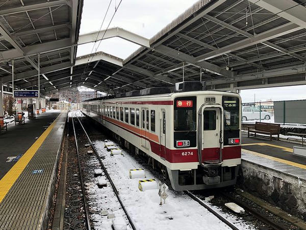 東武日光駅に到着した区間急行