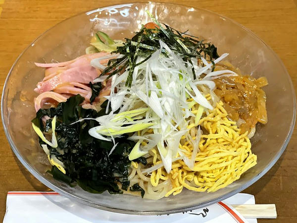 冷し中華 ごまだれ（大盛） 1,001円