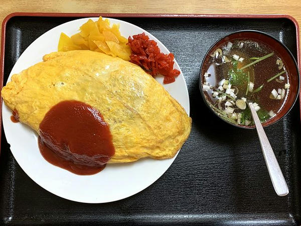 オムライス 800円