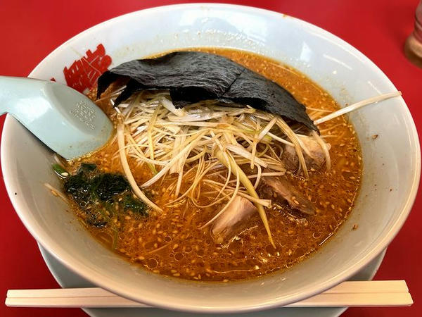 特製味噌ネギラーメン 930円