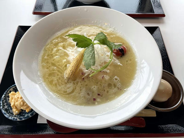 濃厚とりそば（白） 780円 ＋ 味玉（那須御養卵） 100円