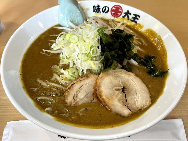カレーラーメン 980円