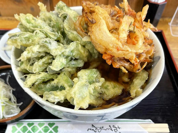 天ぷらそば（温） 900円