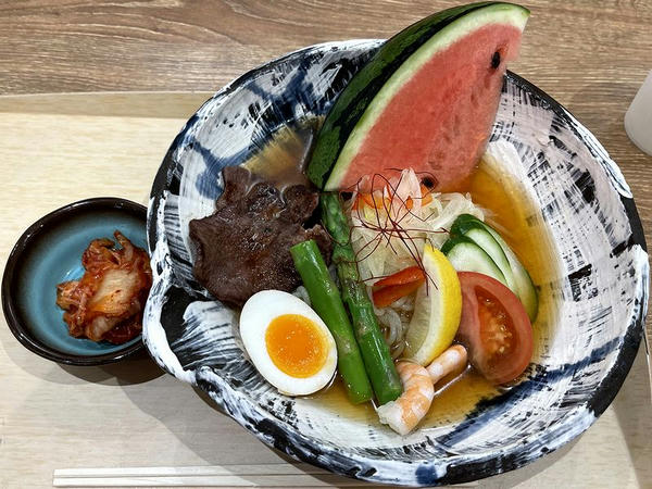 牛たん入り盛岡冷麺 1,300円