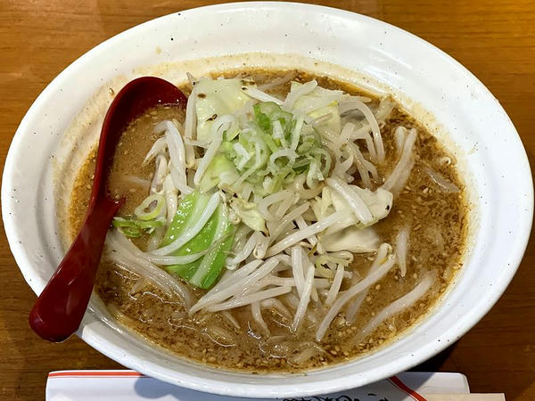 味噌らー餃子セット 979円 の味噌らーめん