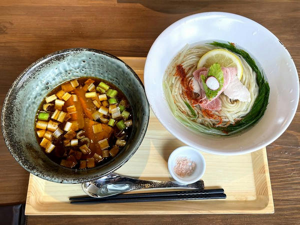 旨辛！昆布水つけ麺 950円