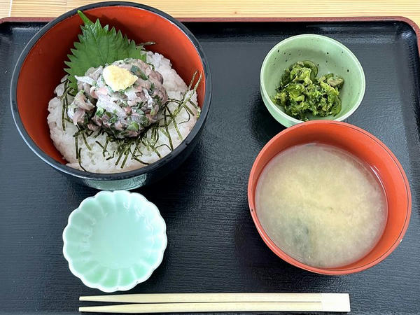 朝定食（あじたたき丼） 770円
