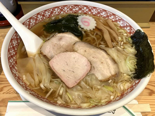 醤油ワンタン麺 1,000円