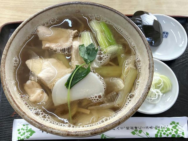 鳥南蛮そば 600円