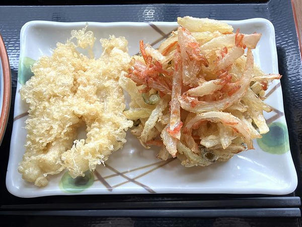 うど天 154円 ＋ えび入りかき揚げ 176円