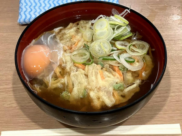 天玉そば 610円