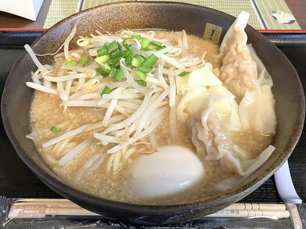 大谷味噌ら～めん 750円 ＋ 味玉 100円 ＋ 肉わんたん 180円