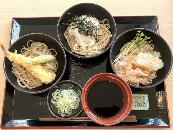 太郎三昧そば 820円