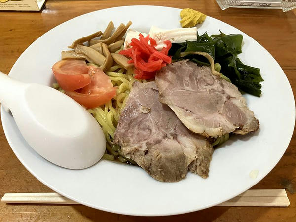 冷やし中華 700円