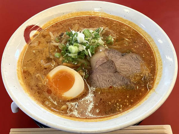 満天辛麺味噌（中辛） 990円