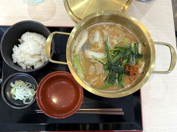 もつ鍋ら～めん小盛ごはんセット 980円