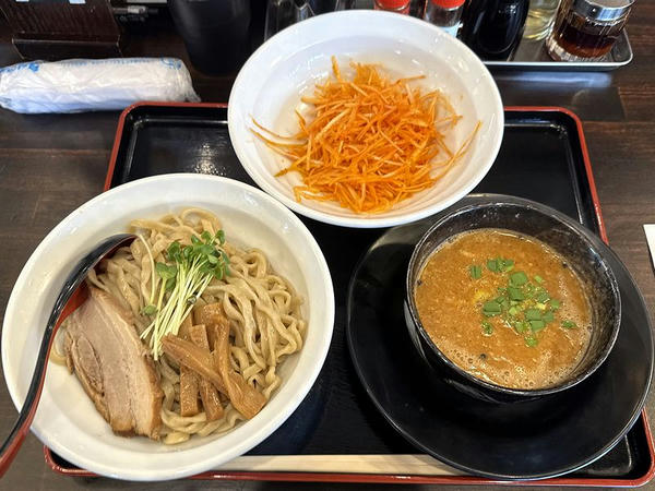 カラシビ味噌つけ麺 1,200円 ＋ 辛ネギ ガチャガチャ4等で100円