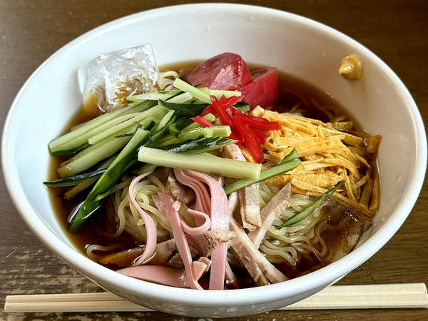 冷し中華 900円