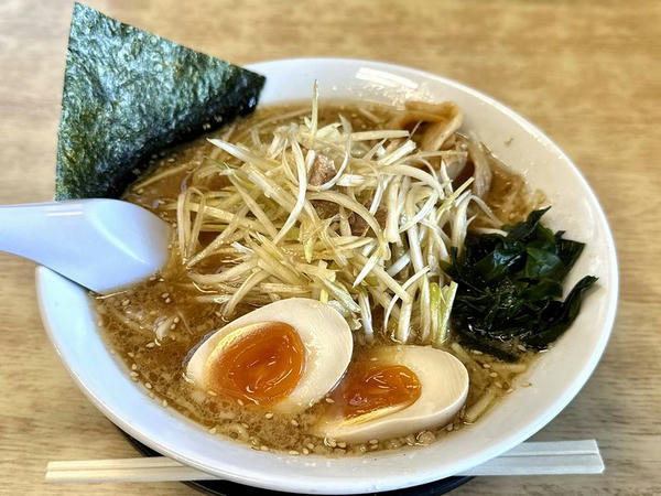 ネギ味噌ラーメン 920円 ＋ 味付玉子 100円