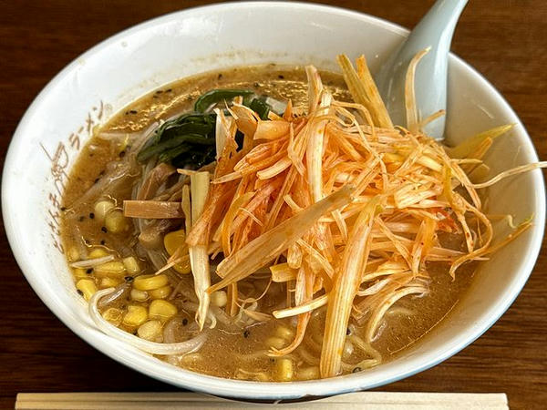 ネギみそラーメン 850円