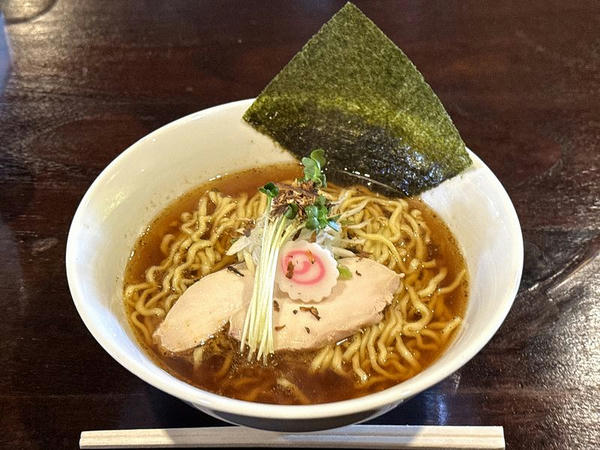 サバ節中華そば 900円