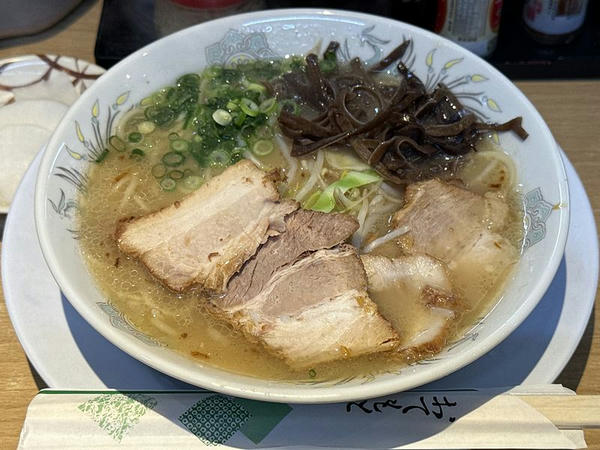 ラーメン 950円