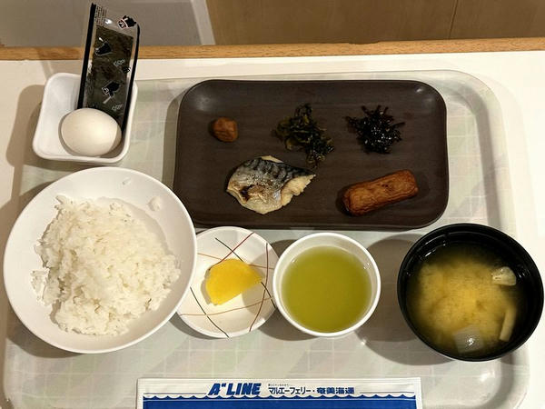 朝定食（焼き魚） 900円