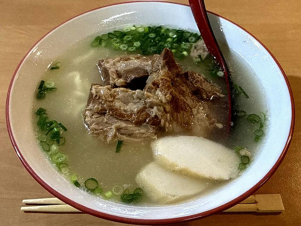 軟骨ソーキそば（並） 950円