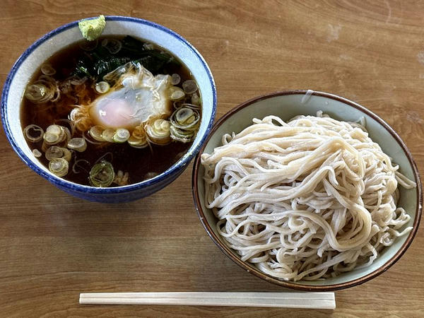 ひたし天ぷらそば（中盛） 1,200円 ＋ 玉子 100円