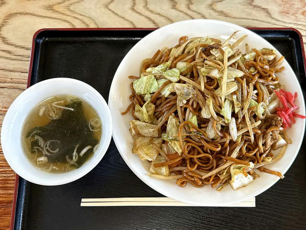 ソース焼きそば（大盛） 750円