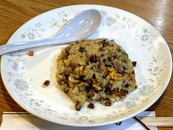 半チャーハン 334円