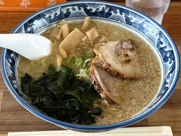 こってりとんこつラーメン 880円