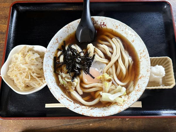 月見うどん 750円 ＋ もやし大盛 80円