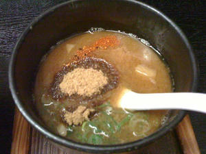 09112003.jpg