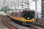 8000系