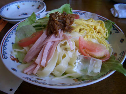 成龍飯店（刀削麺2）