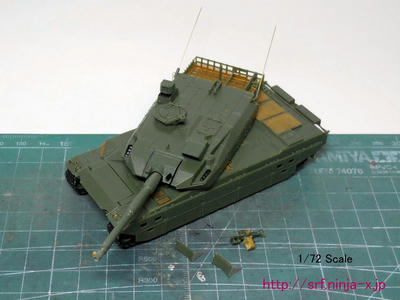 1/72スケール「陸上自衛隊 10式戦車＆特大型セミトレーラー付属