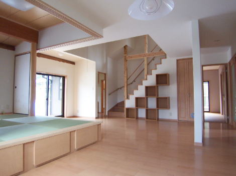 リビングと吹抜け