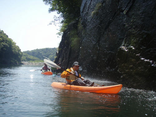 水を浴びてきもちいい！