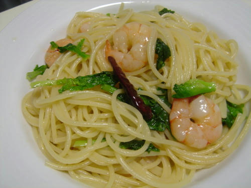 えびとプチヴェールのパスタ１