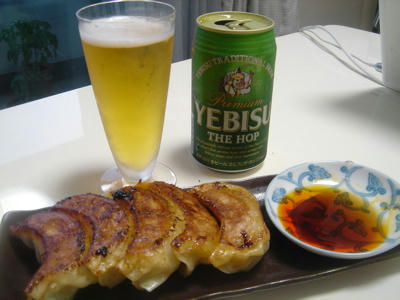ビールと餃子
