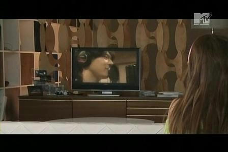 テレビの中