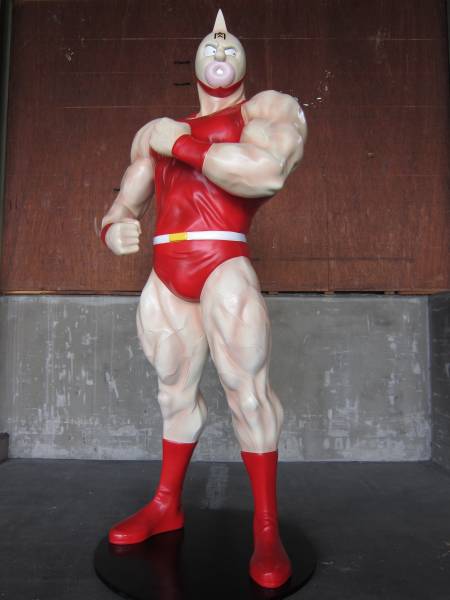 等身大キン肉マン　フィギュア
